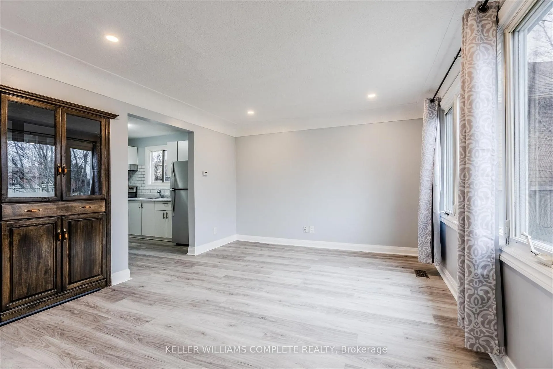 Photo 5 of 106 Eleanor Avenue, Hamilton, Eleanor — HOMEH
