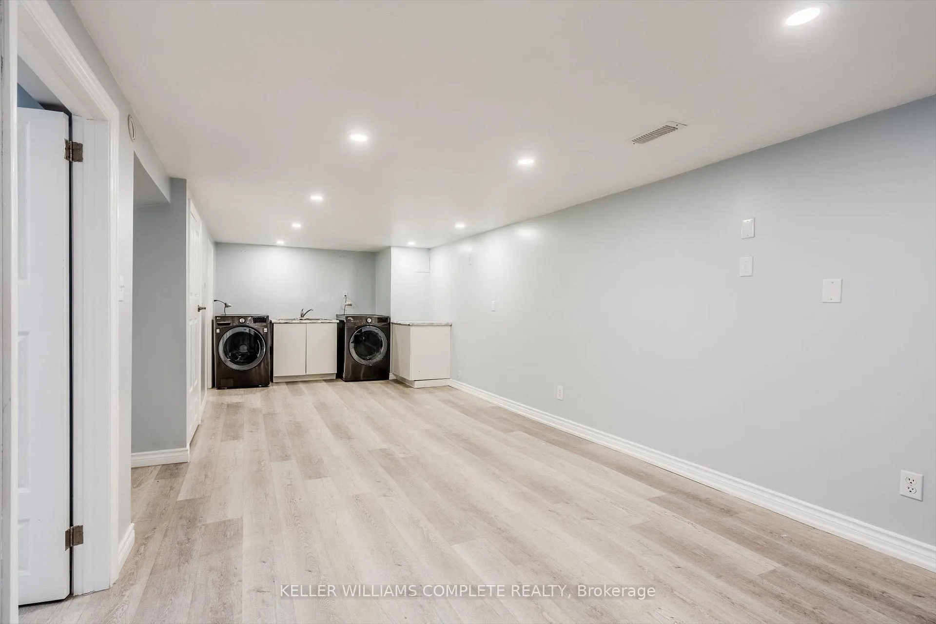 Photo 11 of 106 Eleanor Avenue, Hamilton, Eleanor — HOMEH