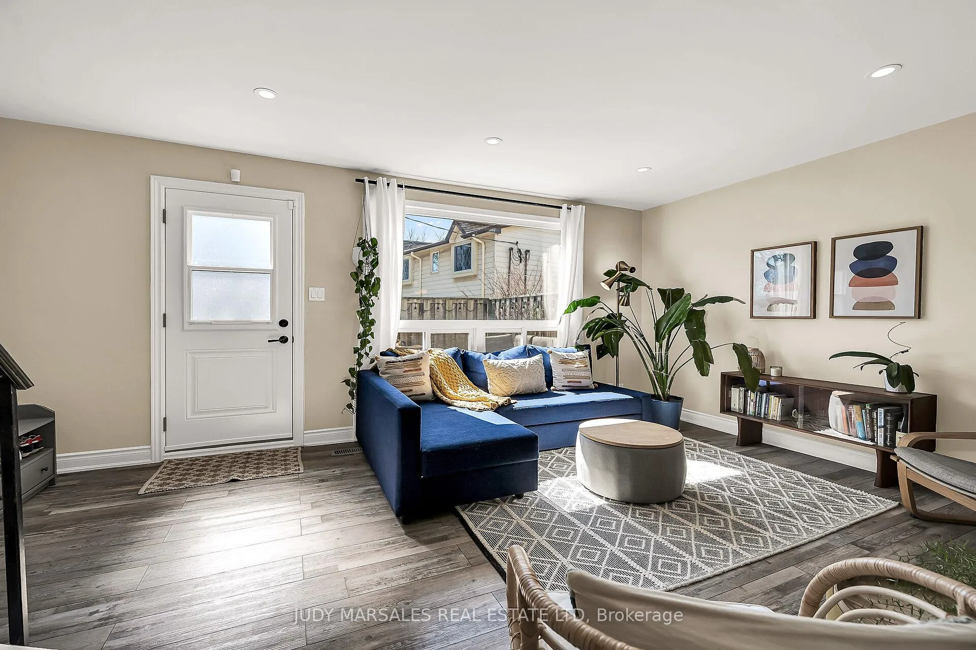 Photo 7 of 16A Bond Street S, Hamilton, Dundas — HOMEH