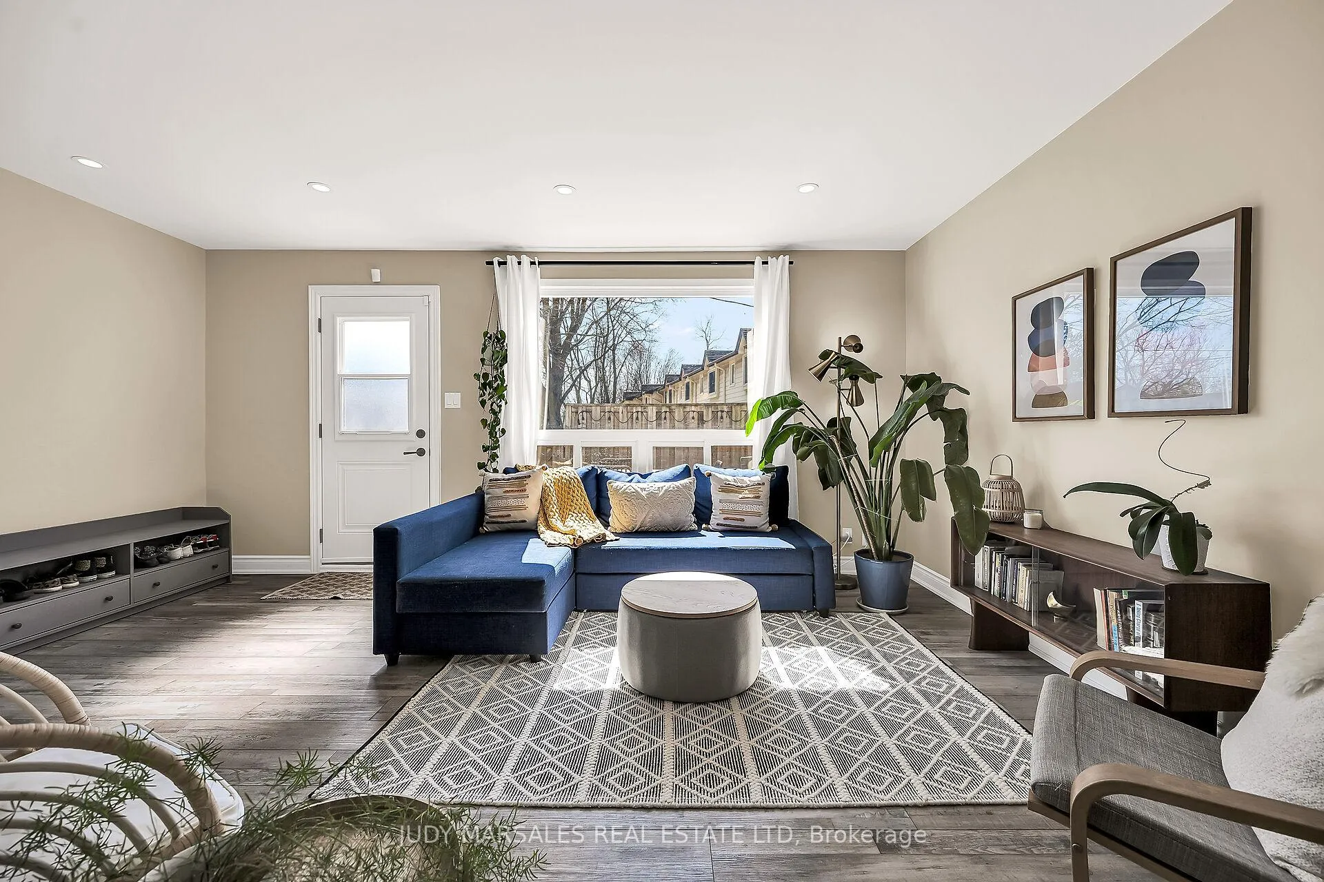 Photo 8 of 16A Bond Street S, Hamilton, Dundas — HOMEH