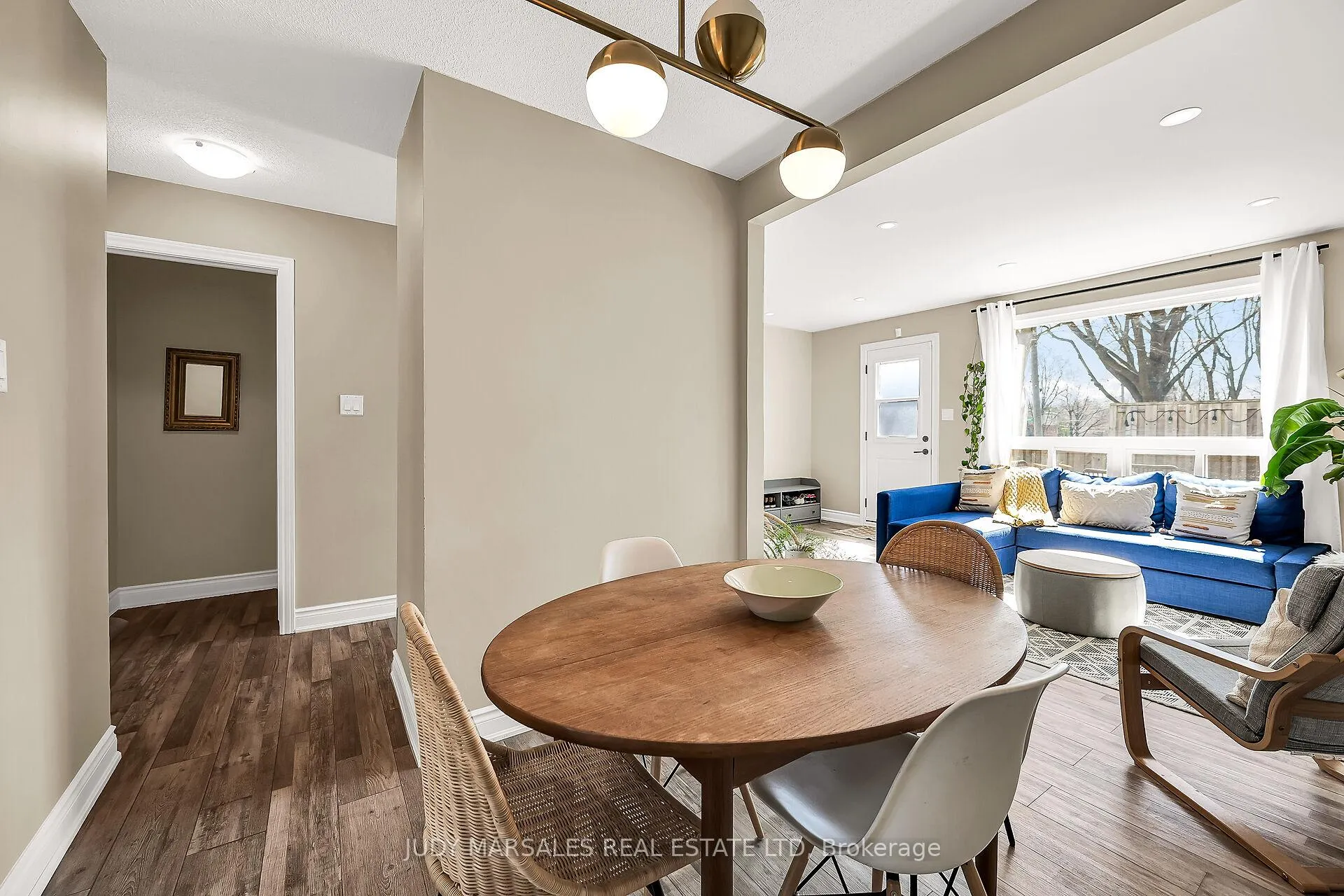 Photo 11 of 16A Bond Street S, Hamilton, Dundas — HOMEH