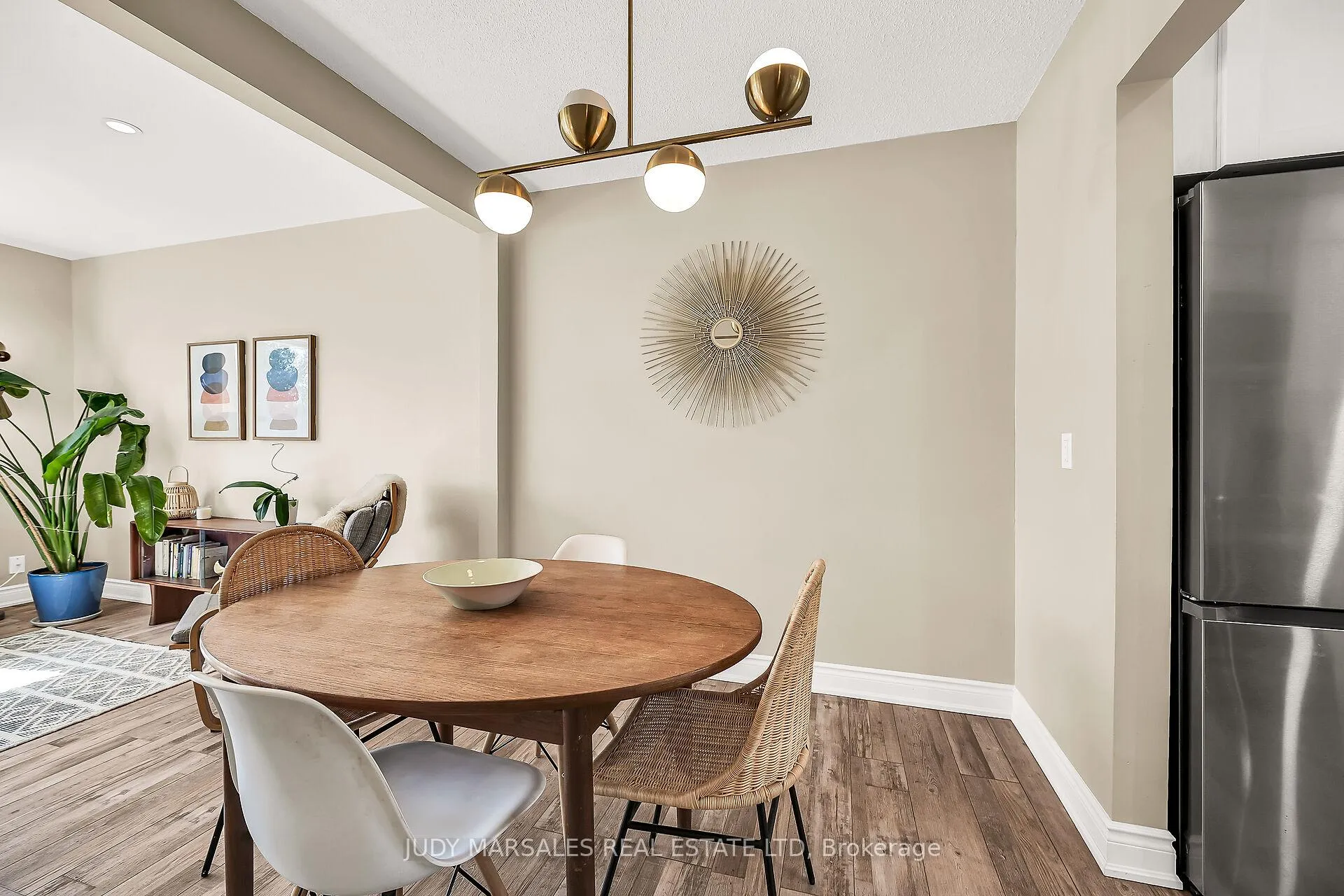 Photo 13 of 16A Bond Street S, Hamilton, Dundas — HOMEH
