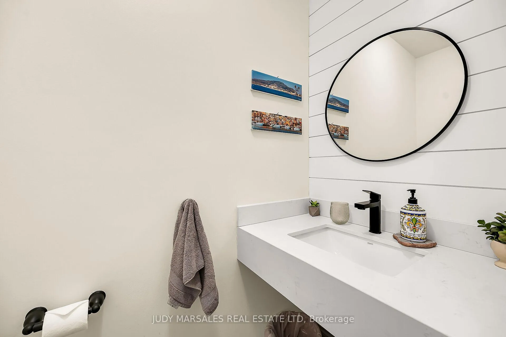 Photo 22 of 16A Bond Street S, Hamilton, Dundas — HOMEH