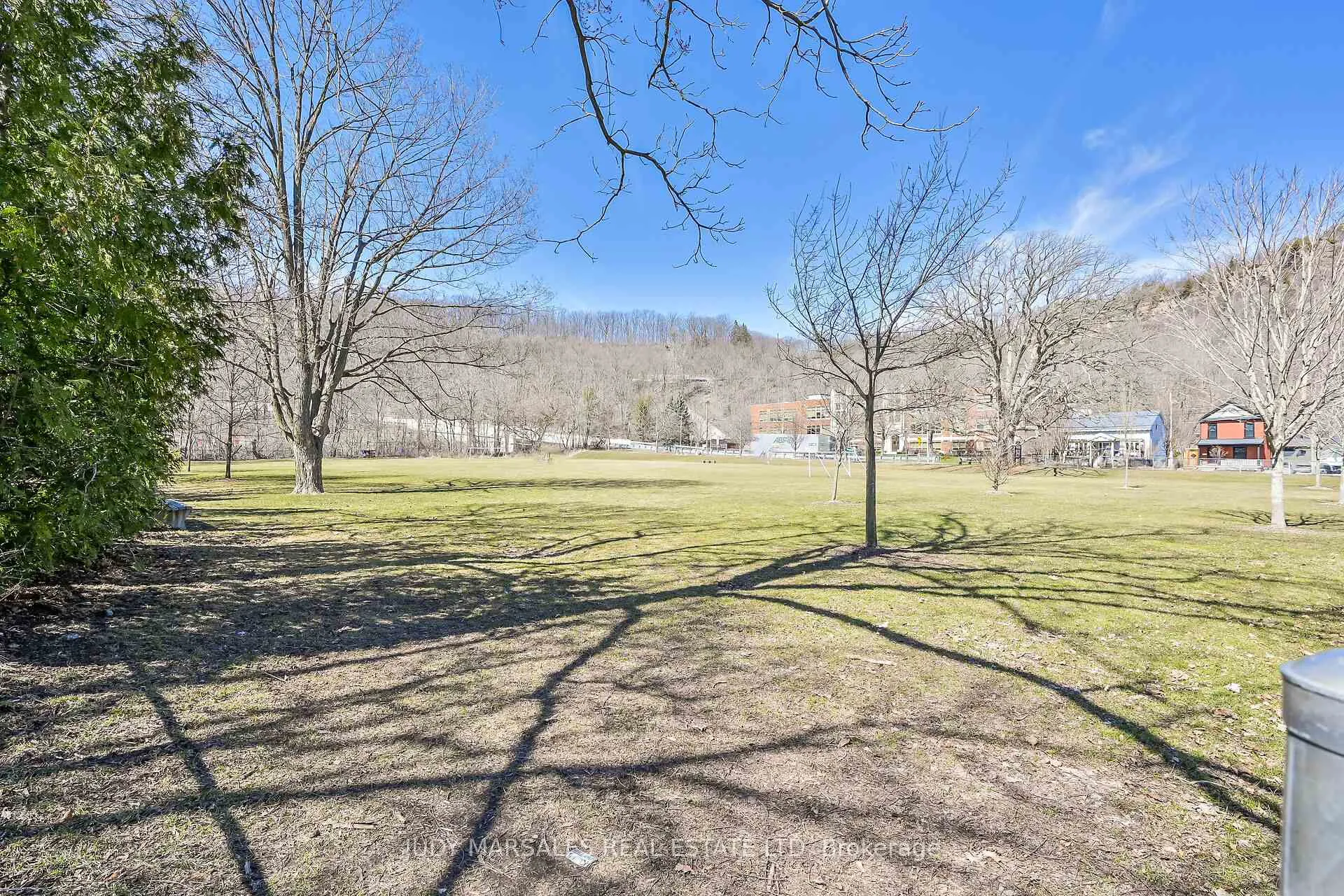 Photo 40 of 16A Bond Street S, Hamilton, Dundas — HOMEH
