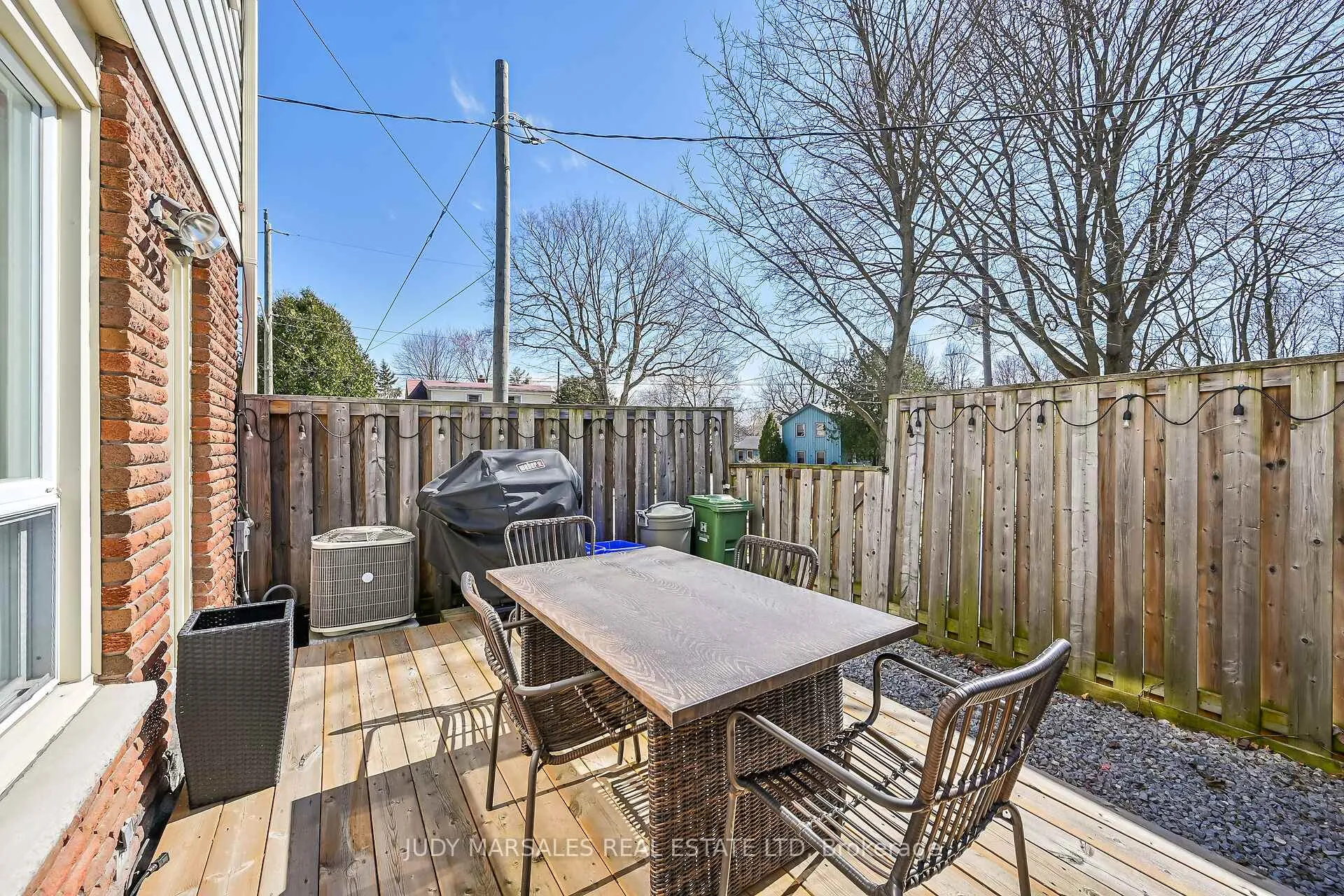 Photo 43 of 16A Bond Street S, Hamilton, Dundas — HOMEH