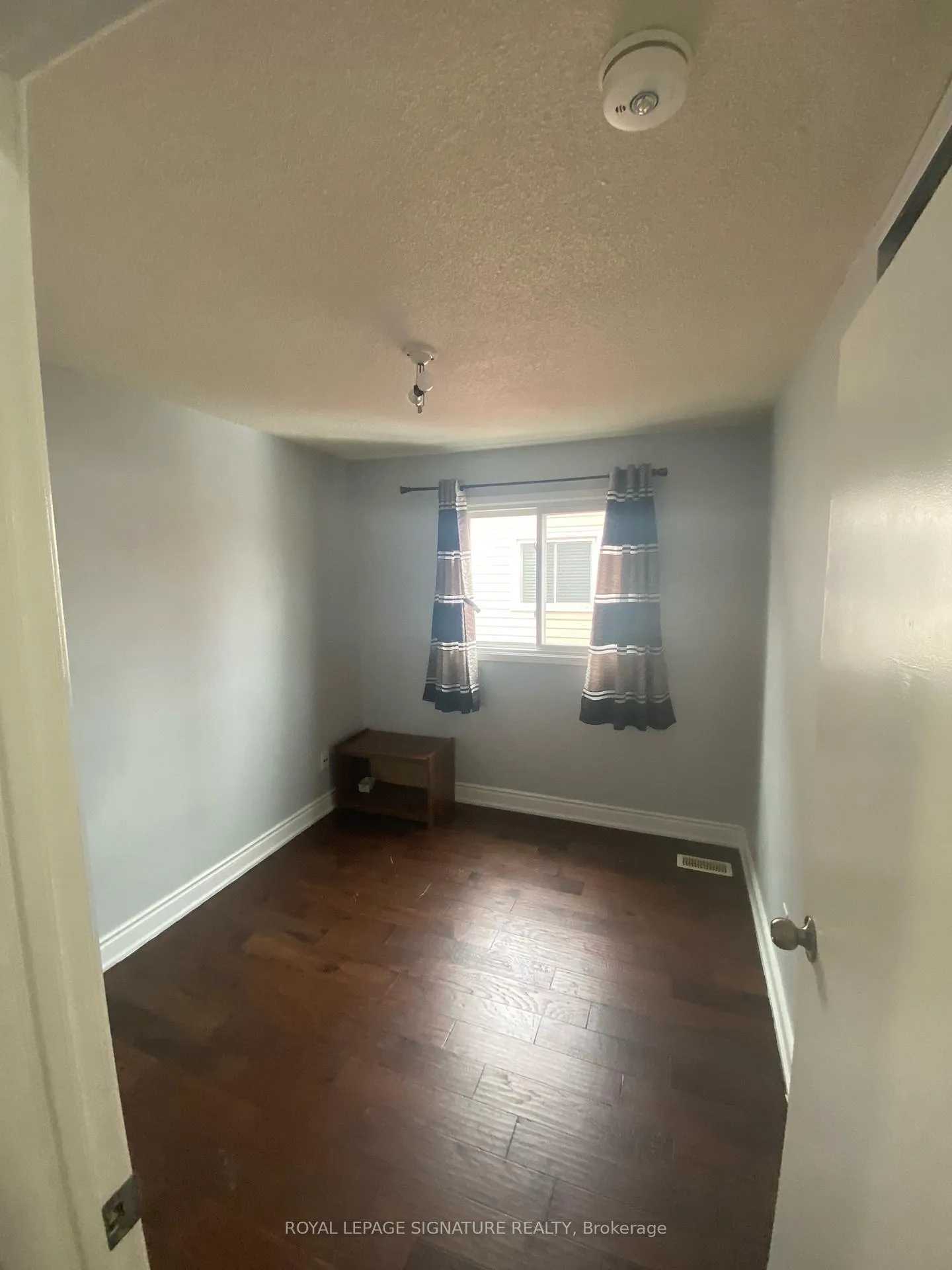 Photo 4 of 132 Murray Street, Brampton, Bram West — HOMEH