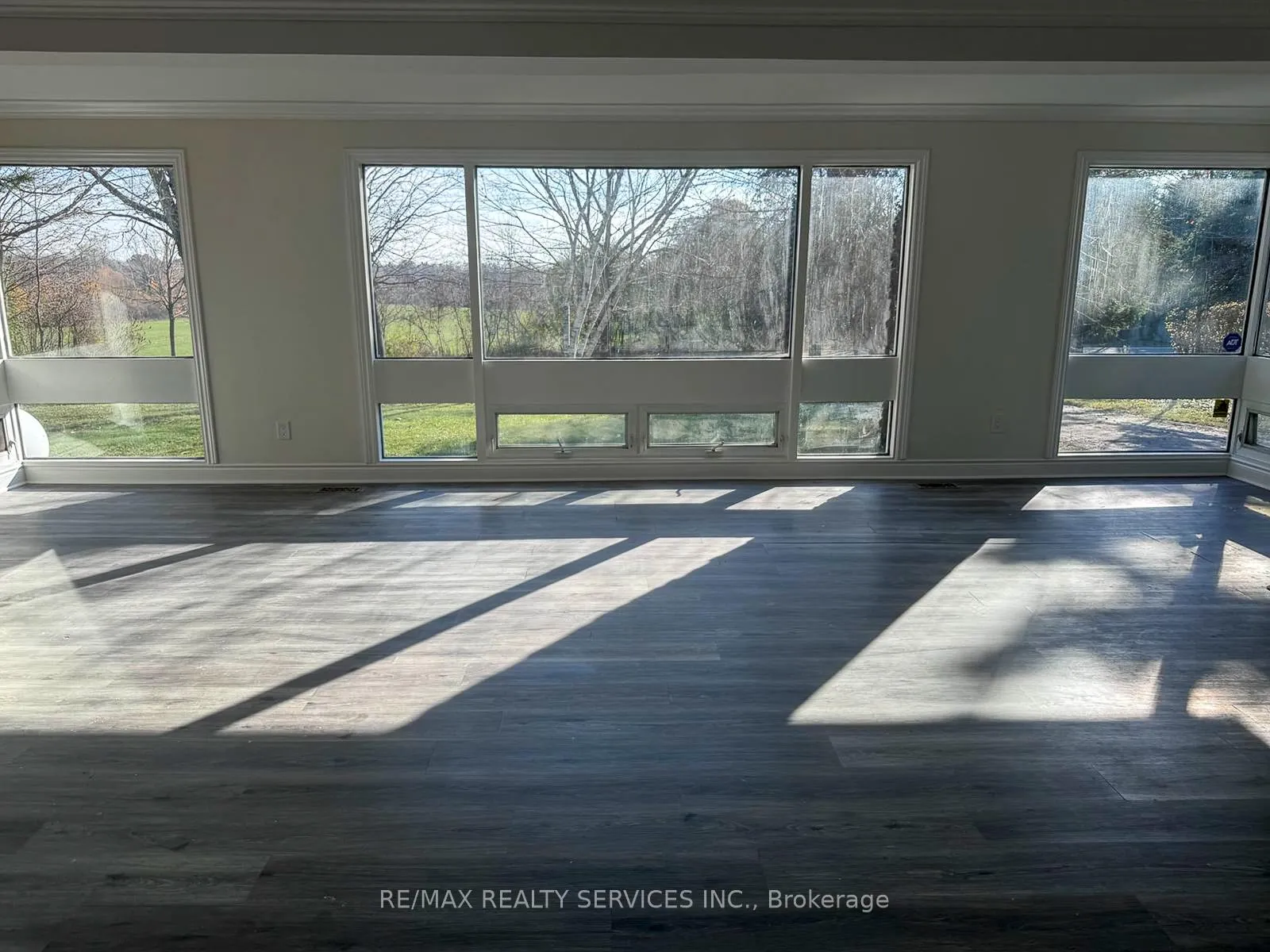 Photo 11 of 375 Blue Lake Road, Brant, South Dumfries — HOMEH