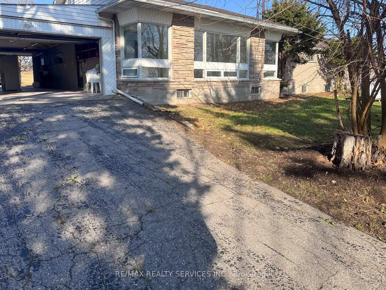 Photo 14 of 375 Blue Lake Road, Brant, South Dumfries — HOMEH