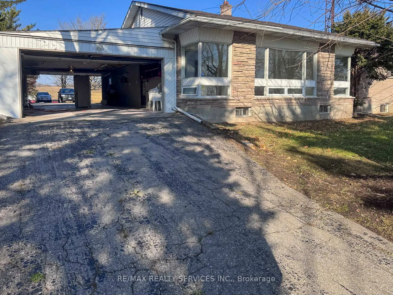 Photo 29 of 375 Blue Lake Road, Brant, South Dumfries — HOMEH