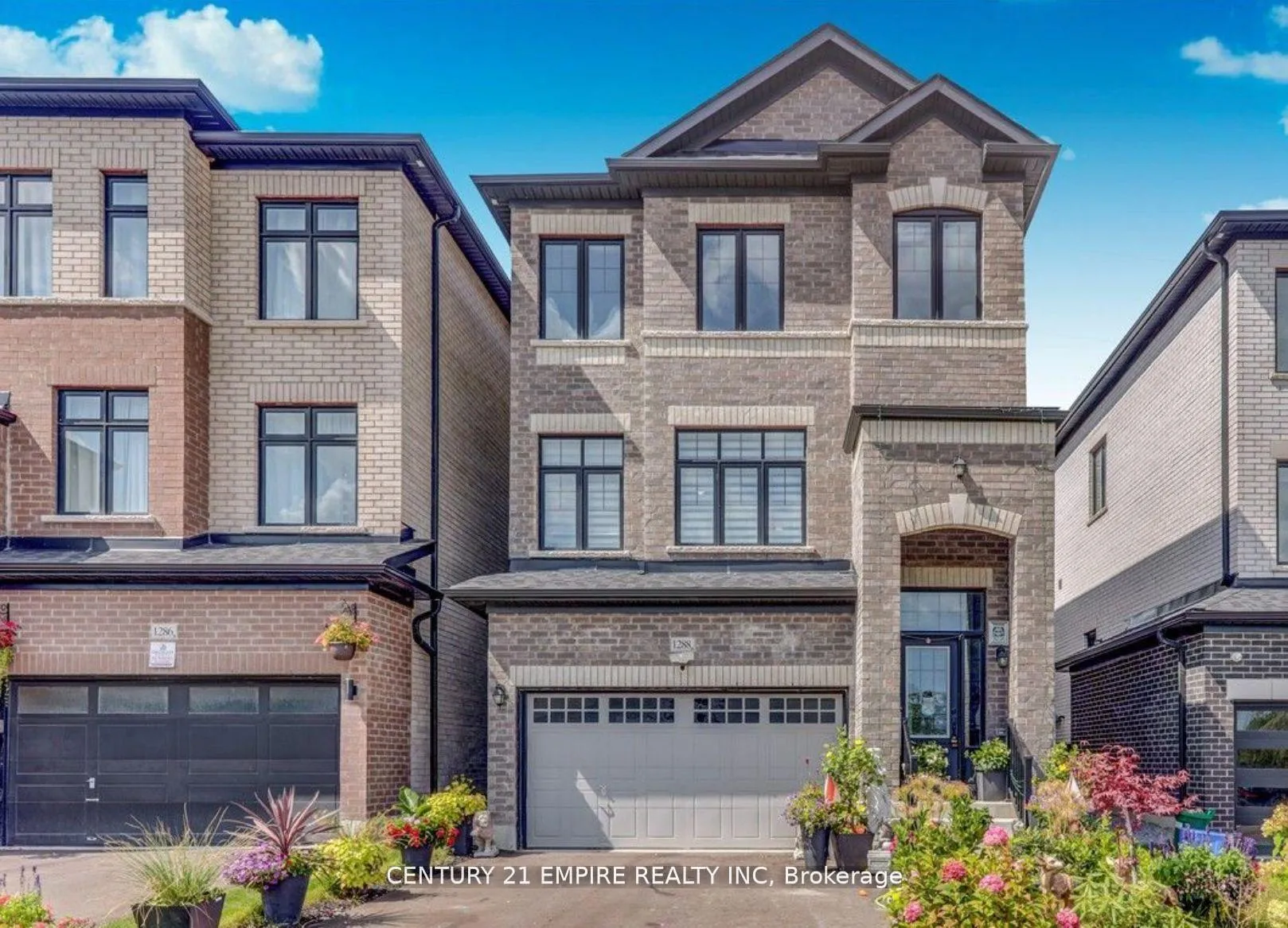 Photo 2 of 1288 Aquarius Trail, Pickering, Rural Pickering — HOMEH