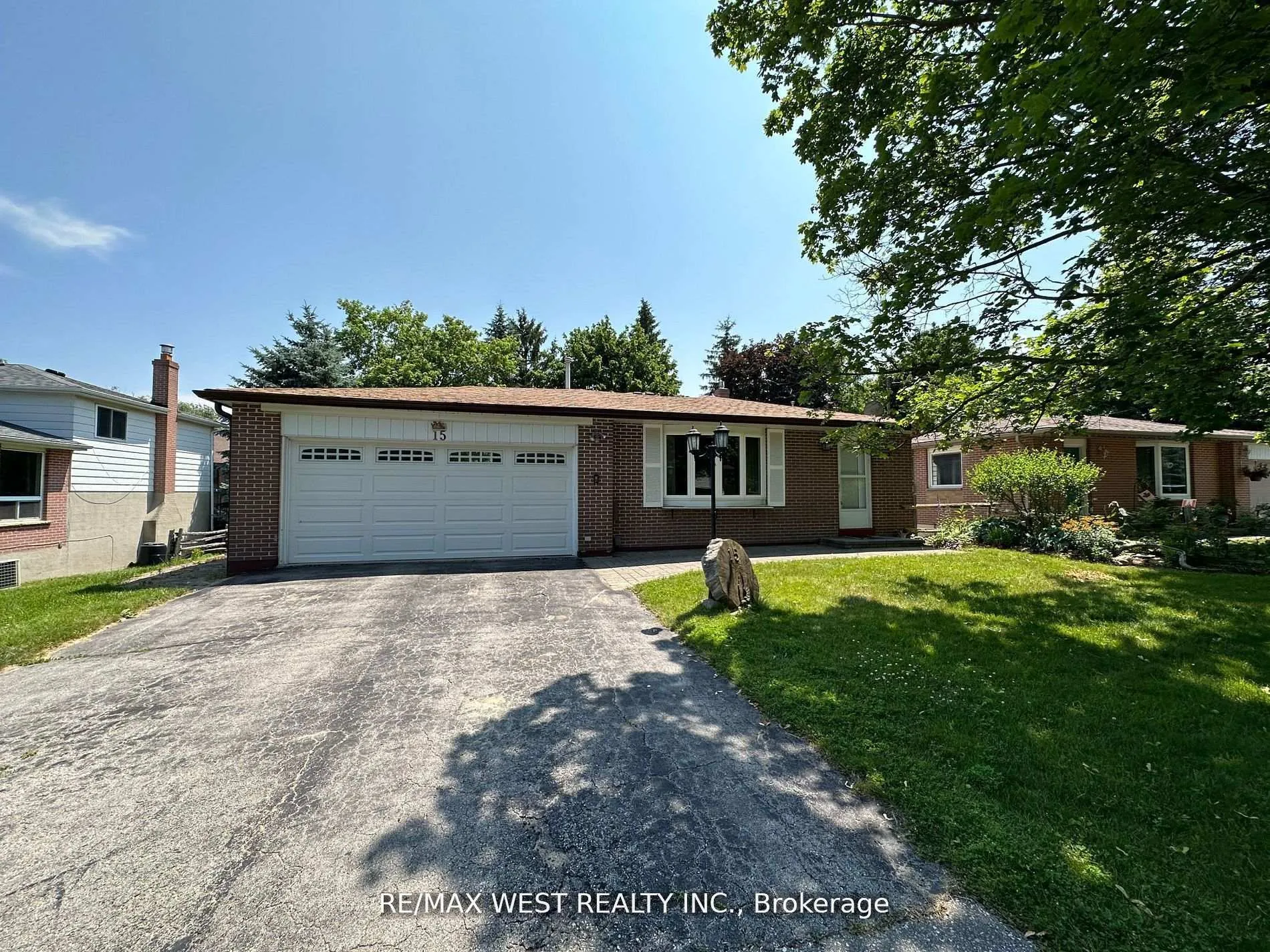 Photo 1 of 15 Tracey Drive, New Tecumseth, Alliston — HOMEH