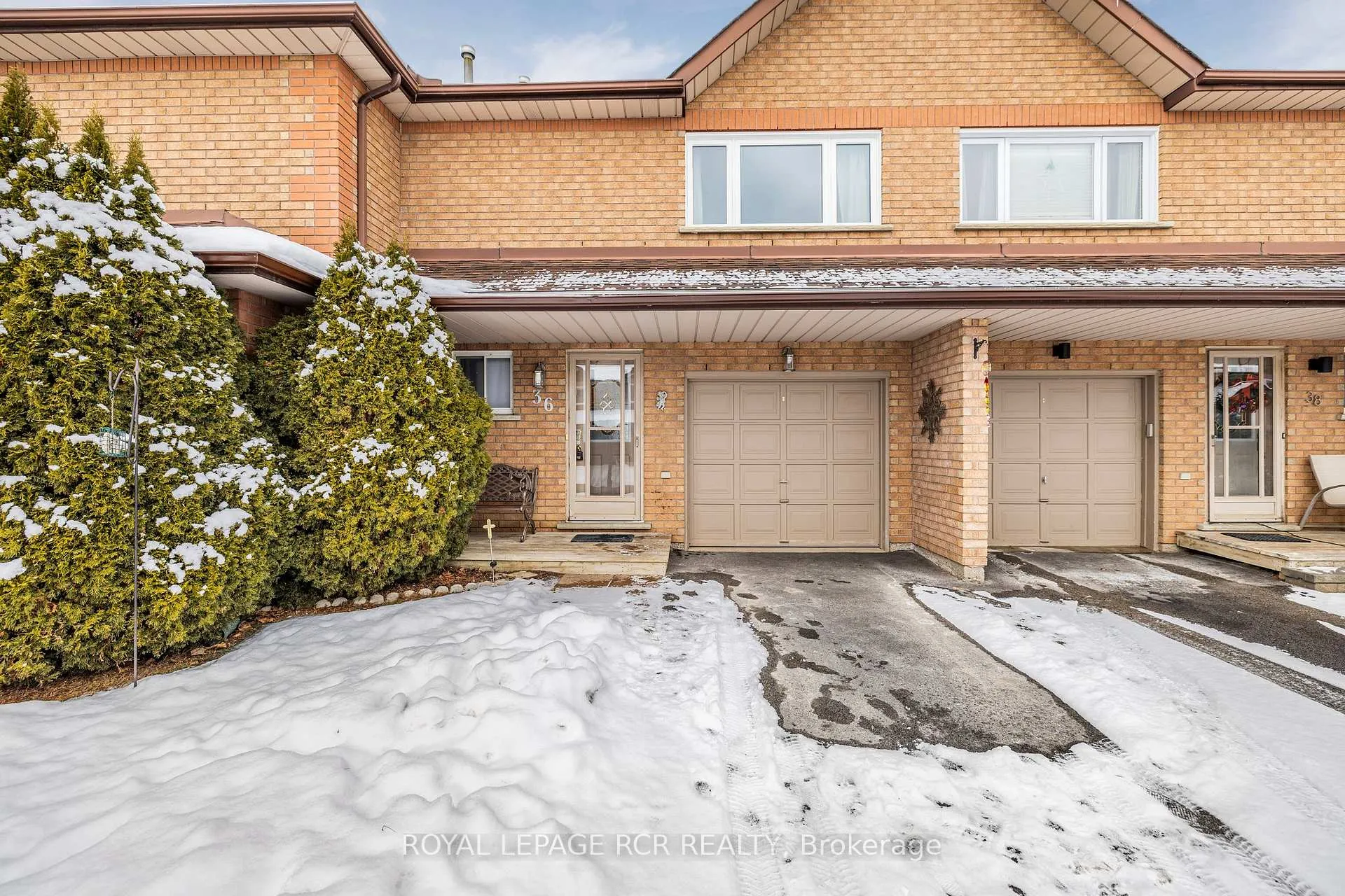 Photo 2 of 36 Riverley Lane, New Tecumseth, Alliston — HOMEH