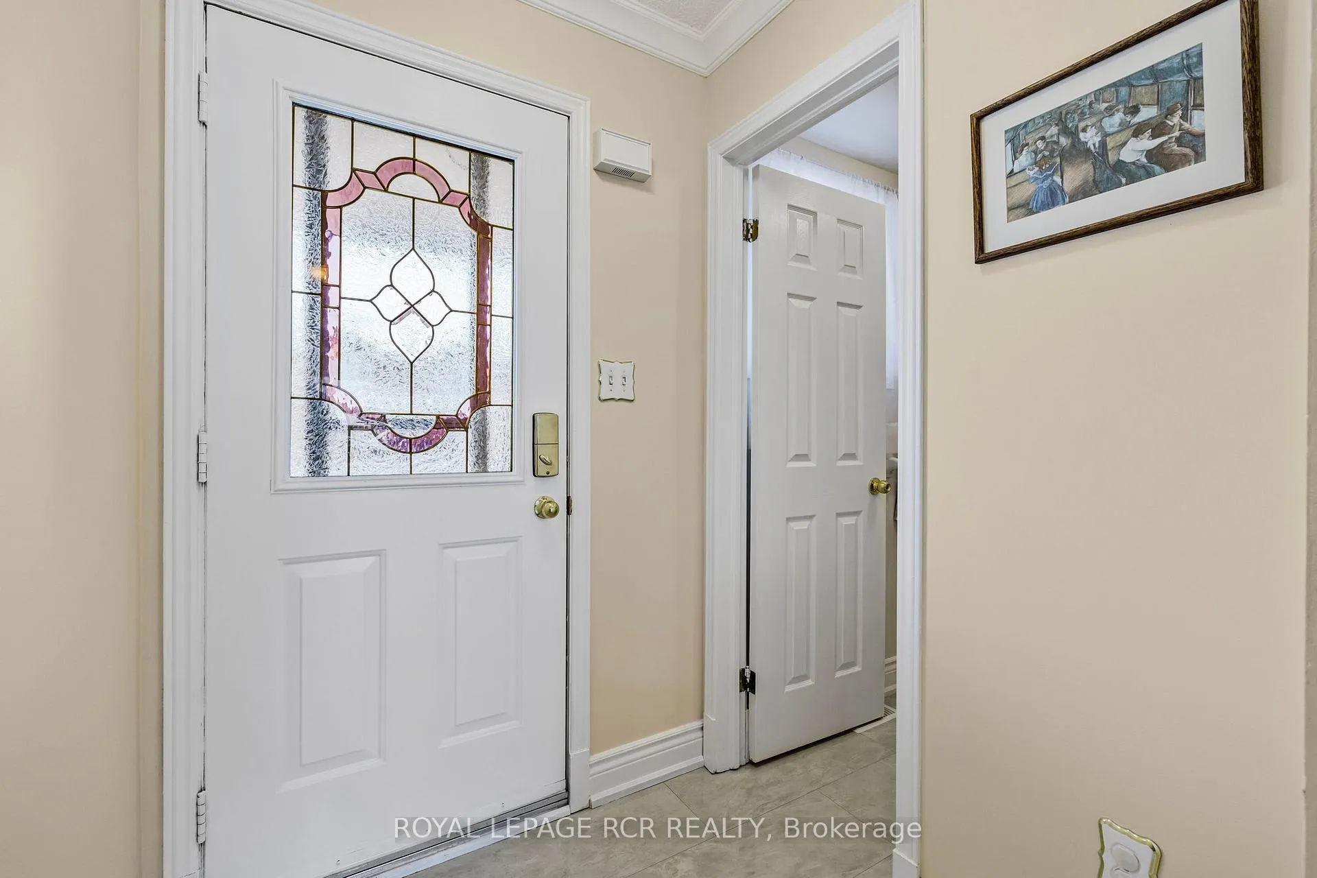 Photo 4 of 36 Riverley Lane, New Tecumseth, Alliston — HOMEH