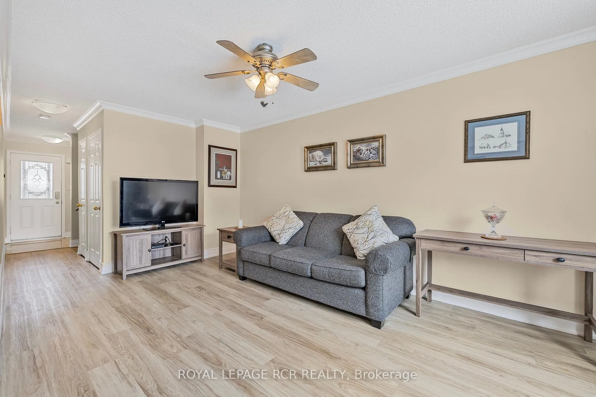 Photo 9 of 36 Riverley Lane, New Tecumseth, Alliston — HOMEH