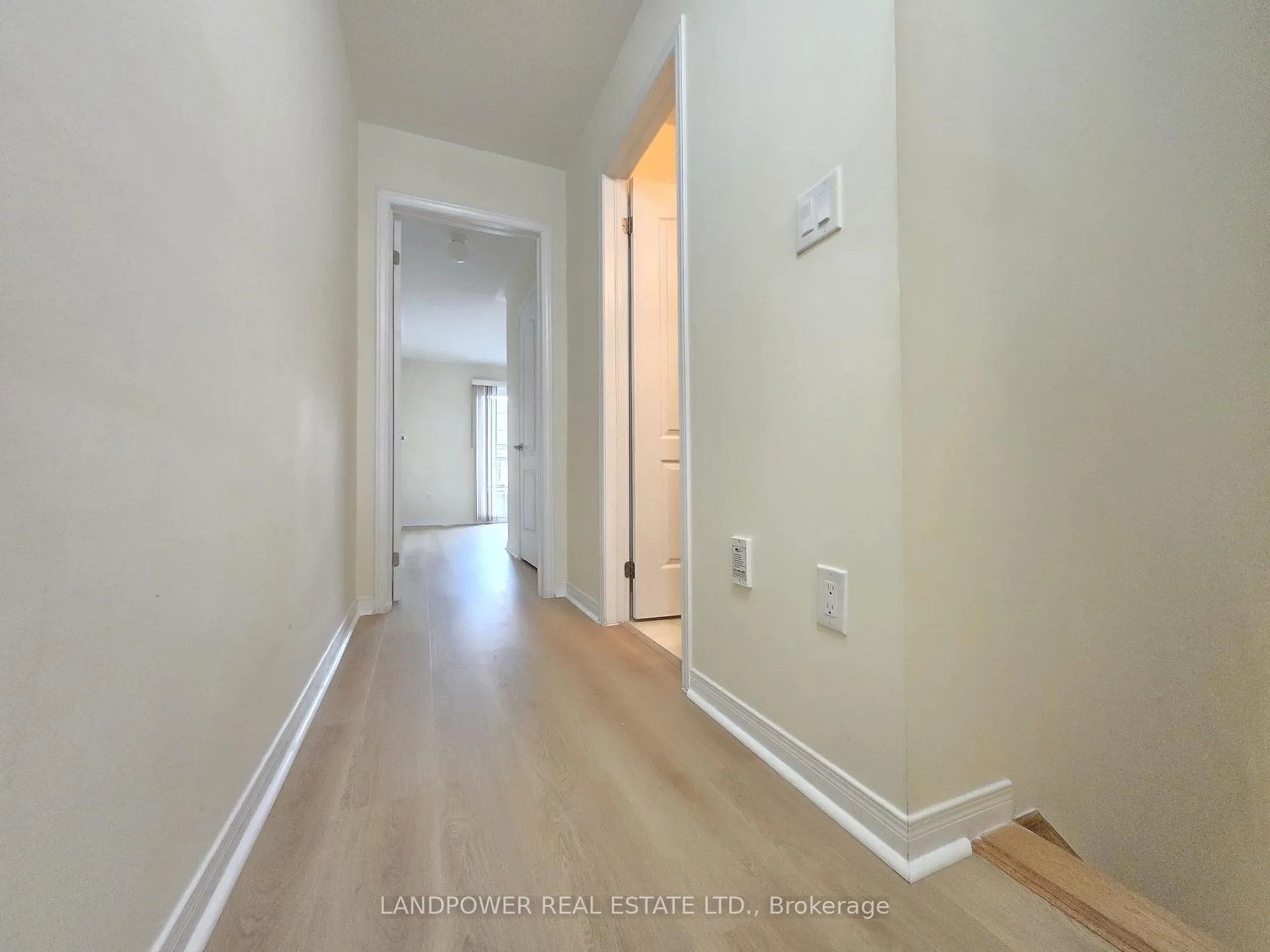 Photo 19 of 5289 Major Mackenzie Drive E, Markham, Berczy — HOMEH