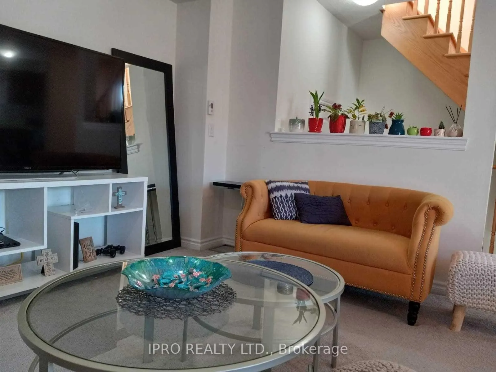 Photo 9 of 58 Nearco Crescent, Oshawa, Windfields — HOMEH