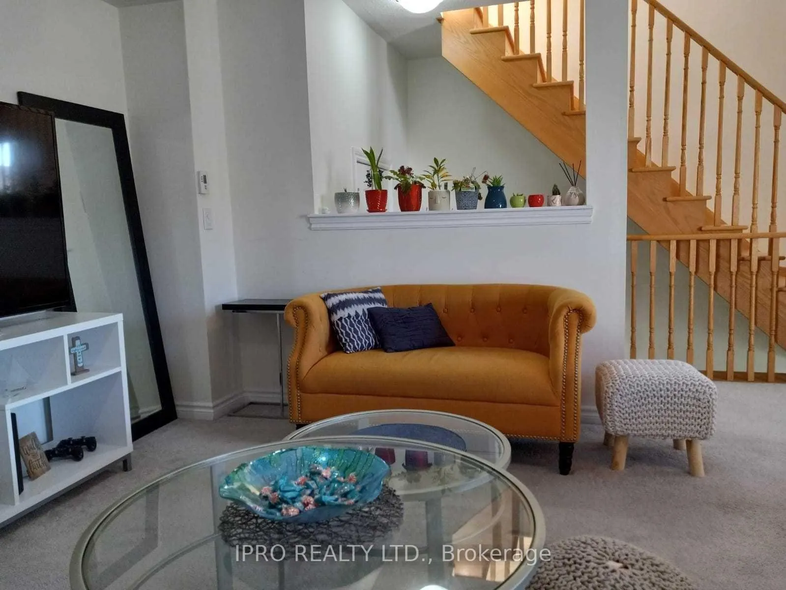 Photo 10 of 58 Nearco Crescent, Oshawa, Windfields — HOMEH