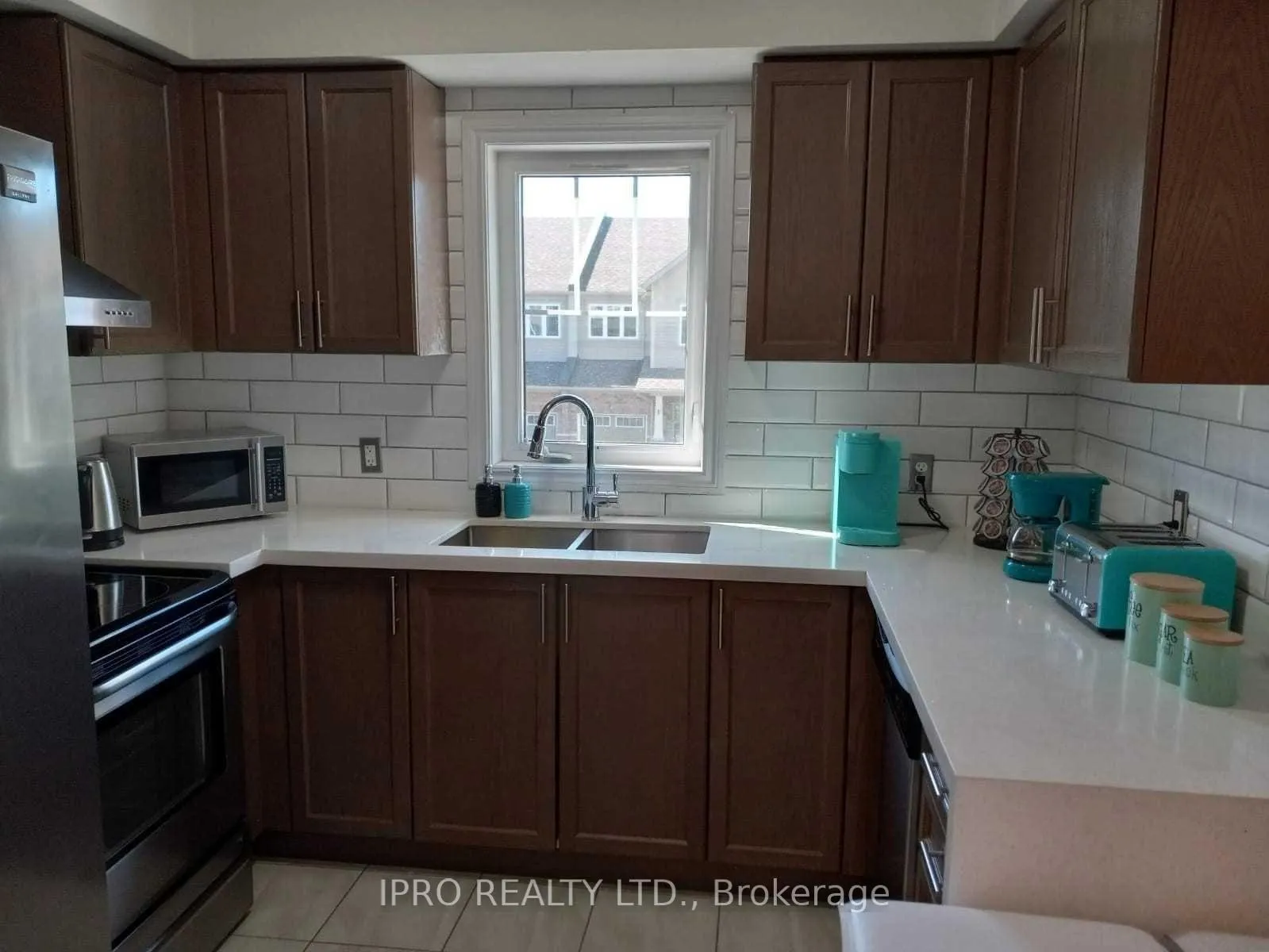 Photo 14 of 58 Nearco Crescent, Oshawa, Windfields — HOMEH