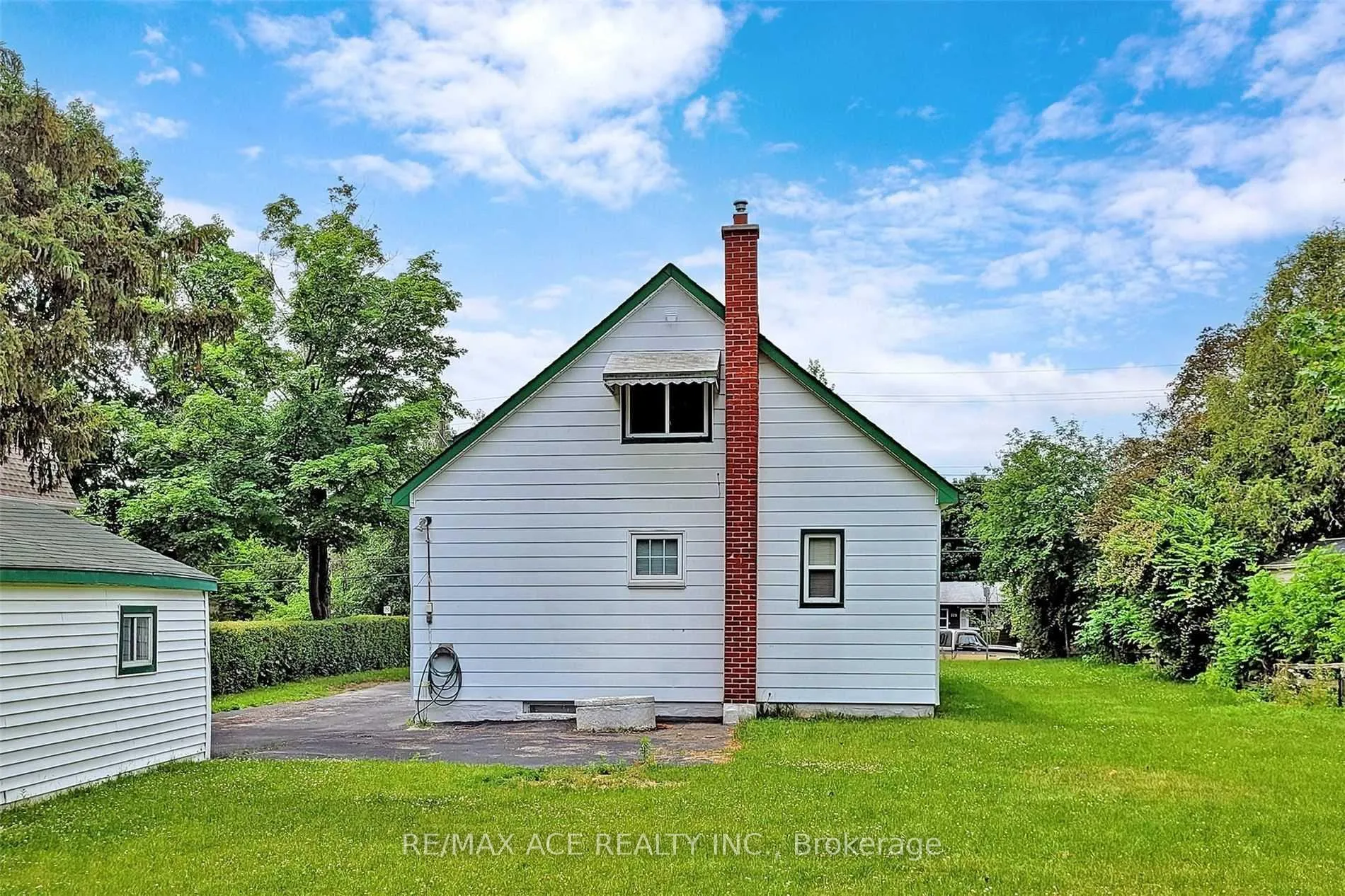 Photo 18 of 112 Bridge Street W, Waterloo, University Downs — HOMEH