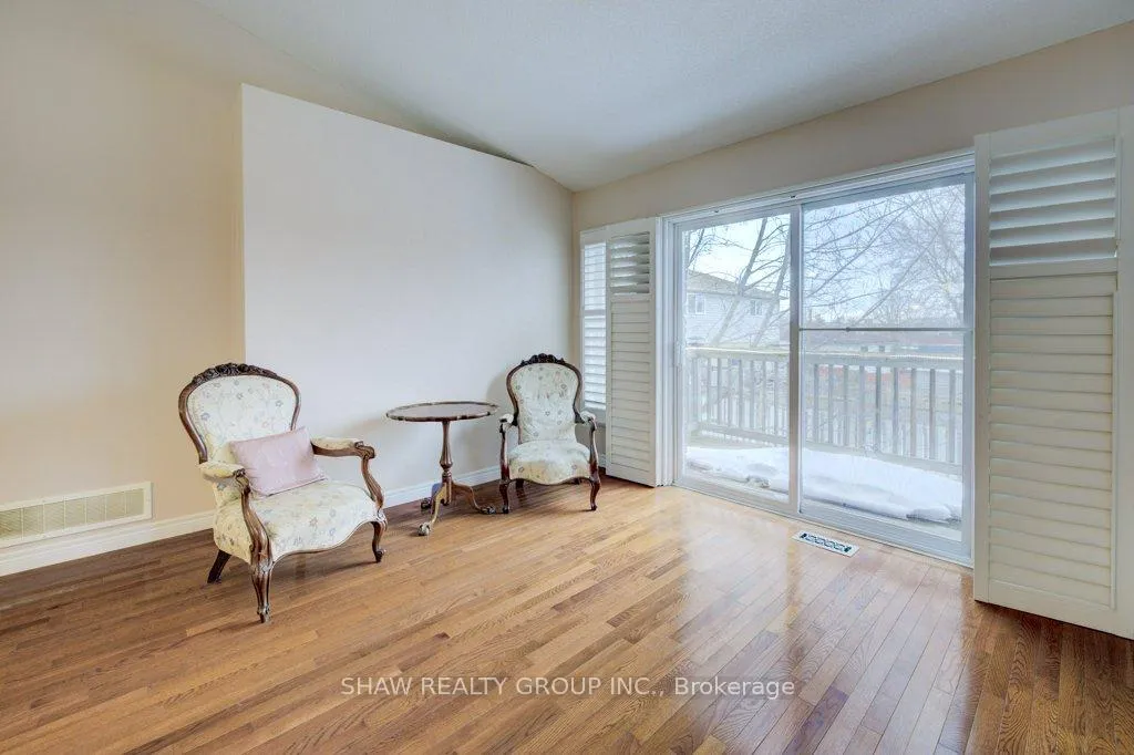 Photo 17 of 243 Fennell Avenue, Hamilton, Inch Park — HOMEH