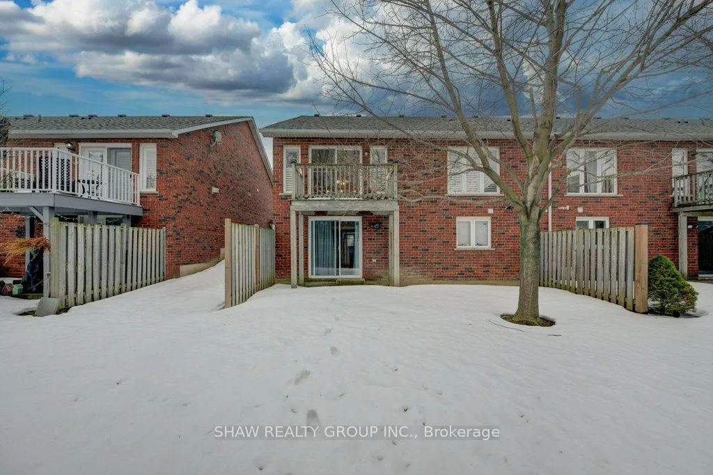 Photo 32 of 243 Fennell Avenue, Hamilton, Inch Park — HOMEH