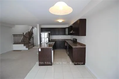 Photo 5 of 8287 Tulip Tree Drive, Niagara Falls, Brown — HOMEH