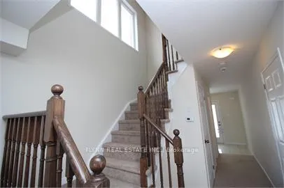 Photo 6 of 8287 Tulip Tree Drive, Niagara Falls, Brown — HOMEH