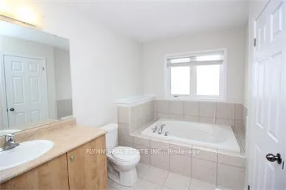 Photo 9 of 8287 Tulip Tree Drive, Niagara Falls, Brown — HOMEH