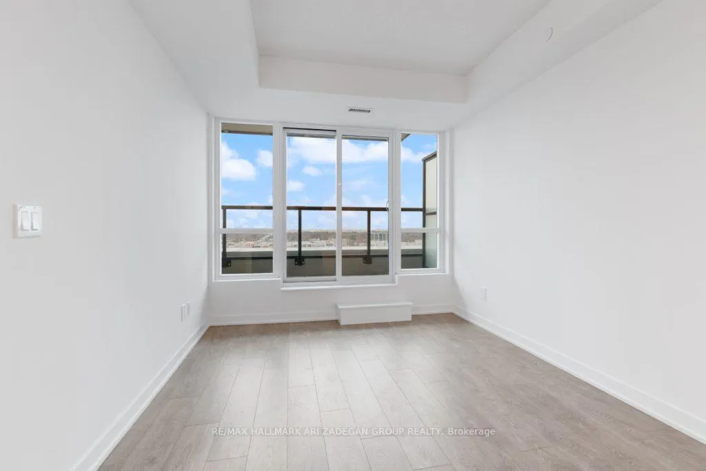 Photo 17 of 225 Malta Avenue, Brampton, Fletcher's Creek South — HOMEH