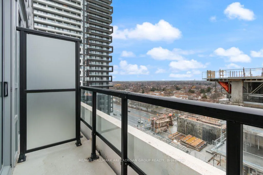 Photo 23 of 225 Malta Avenue, Brampton, Fletcher's Creek South — HOMEH