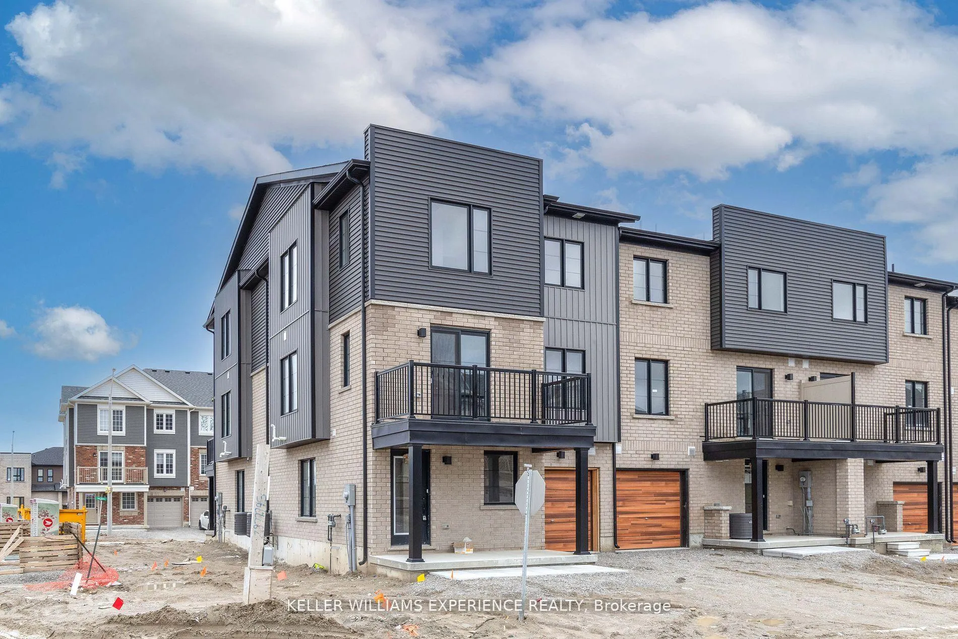 Photo 1 of 1 Wagon Lane, Barrie, Innis-Shore — HOMEH