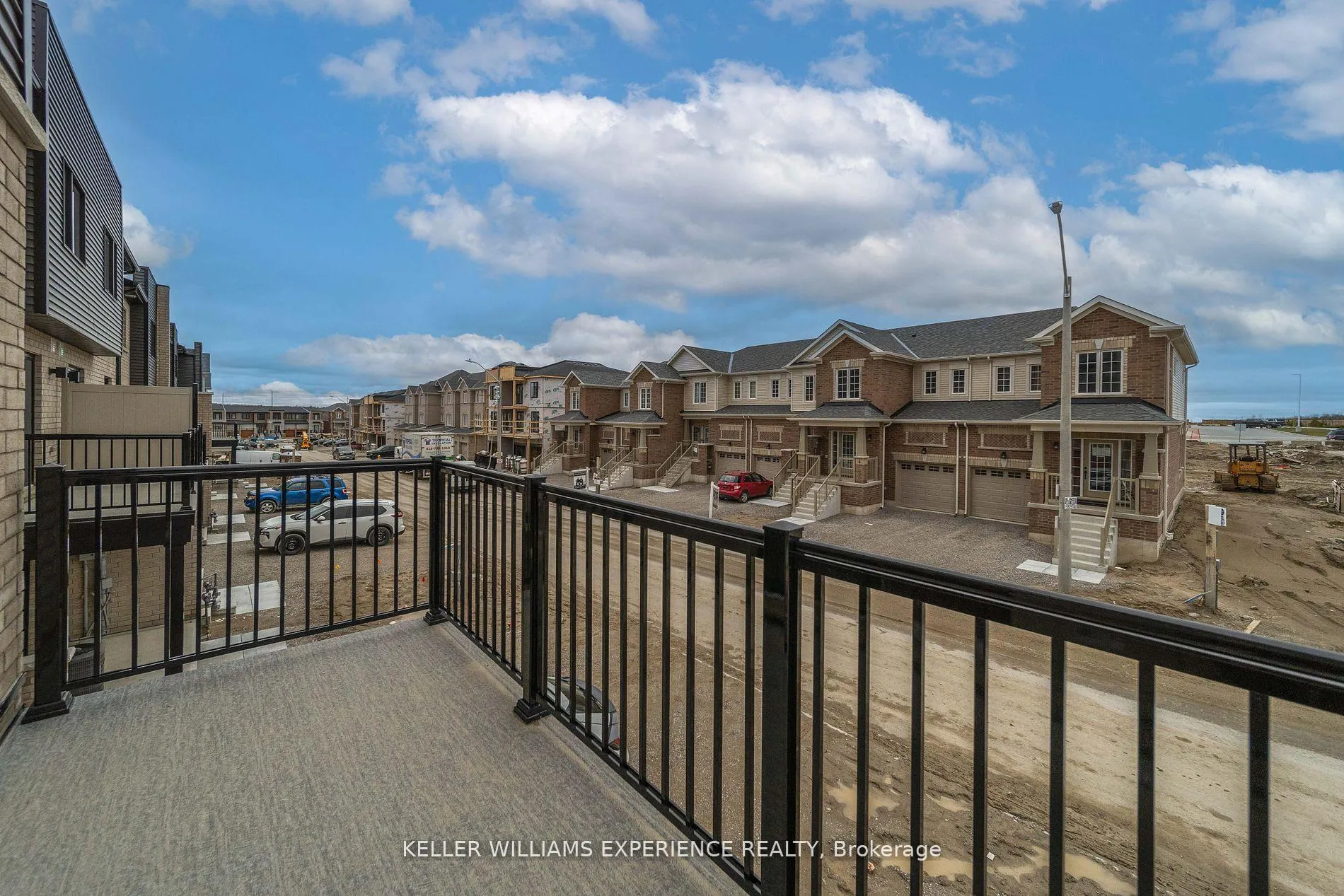 Photo 16 of 1 Wagon Lane, Barrie, Innis-Shore — HOMEH