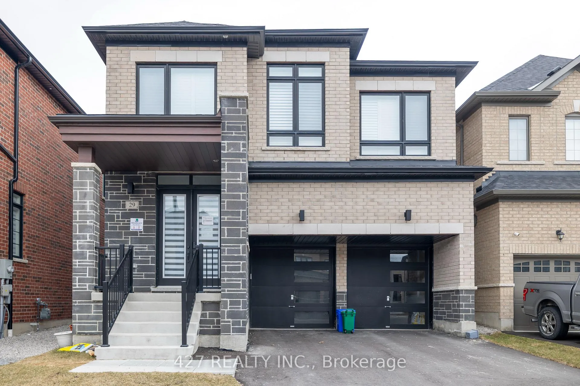 Photo 1 of 29 Thelma Dr, Whitby, Rural Whitby — HOMEH