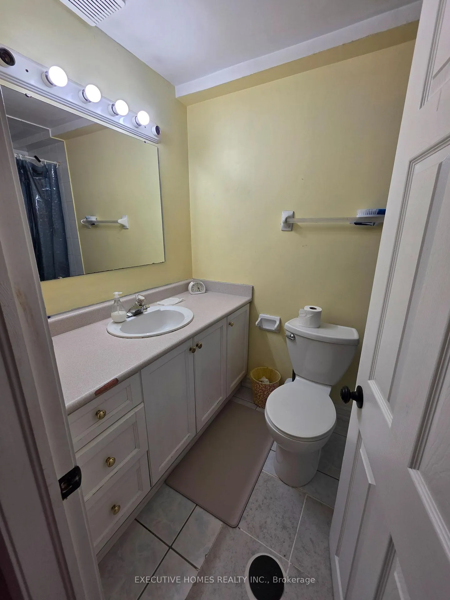Photo 11 of 35 Claudette Gate, Hamilton, Stoney Creek Industrial — HOMEH