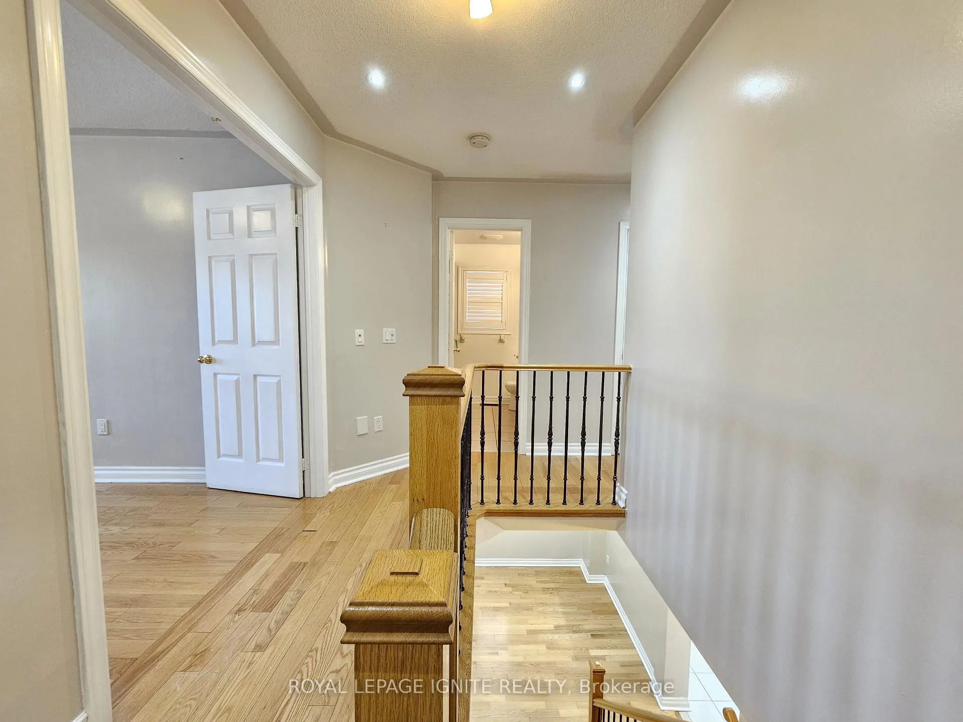 Photo 7 of 6 Trevino Crescent, Brampton, Bram East — HOMEH