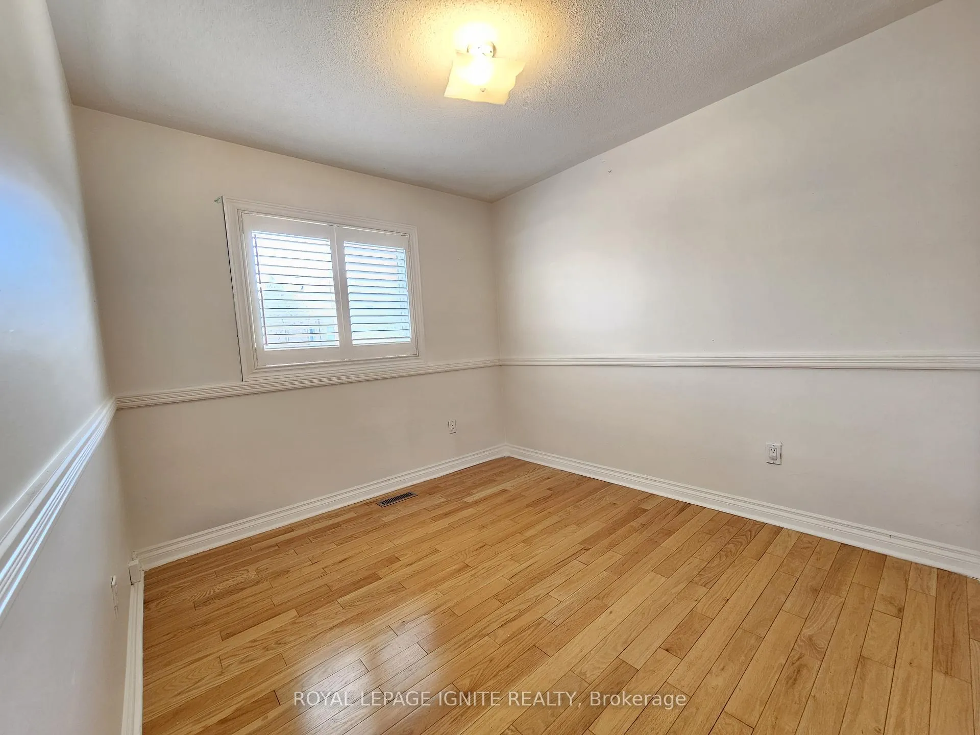 Photo 11 of 6 Trevino Crescent, Brampton, Bram East — HOMEH