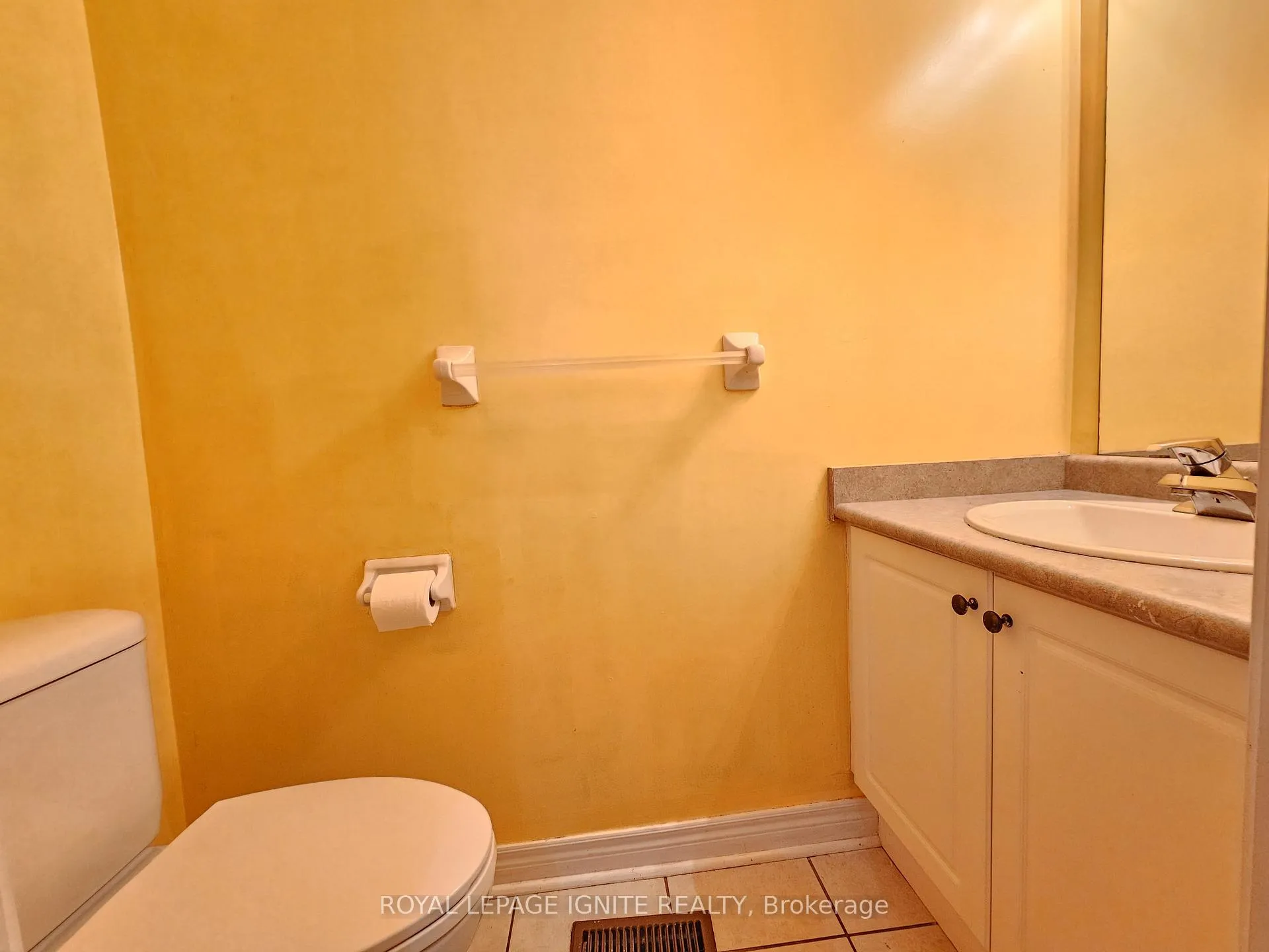 Photo 14 of 6 Trevino Crescent, Brampton, Bram East — HOMEH
