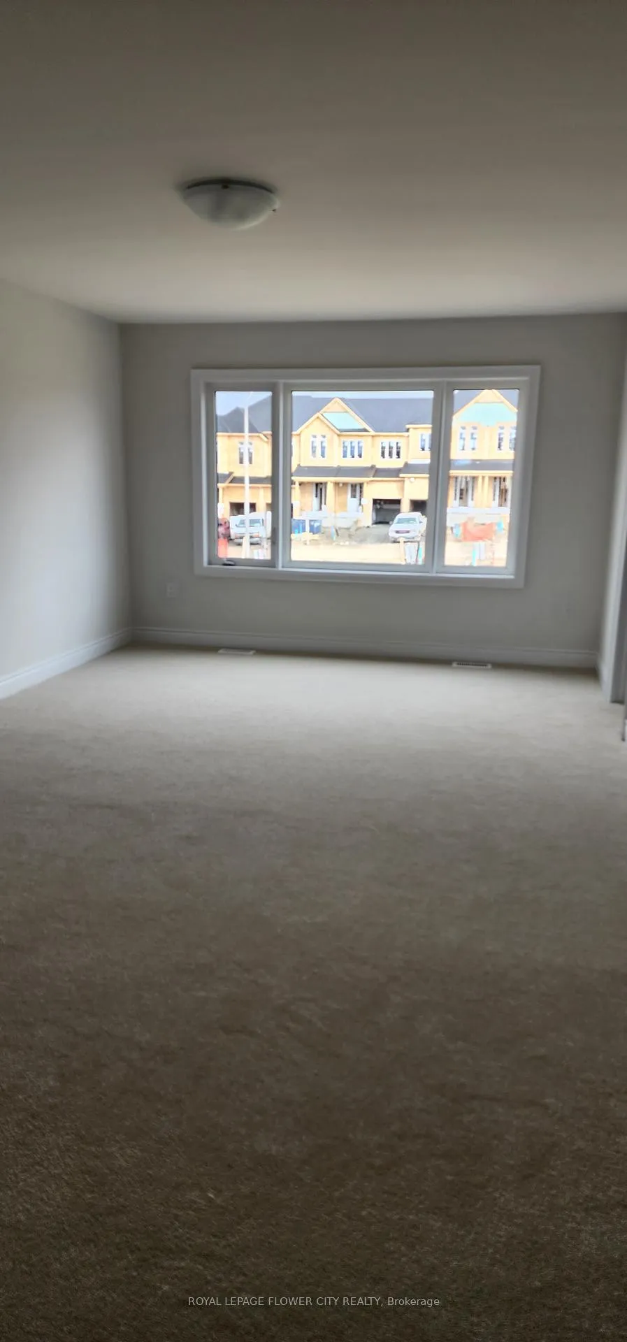 Photo 7 of 651 Pollock Grove, Peterborough, Monaghan Ward 2 — HOMEH