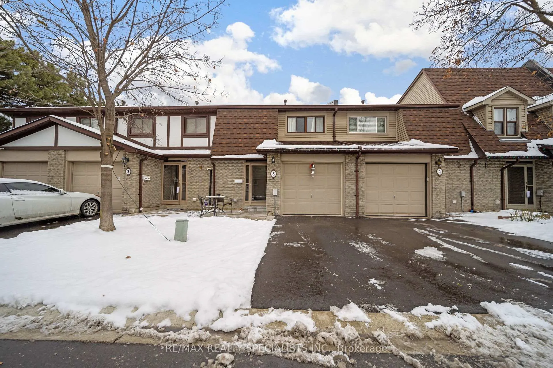 Photo 1 of 3 Greenwich Circle, Brampton, Northgate — HOMEH