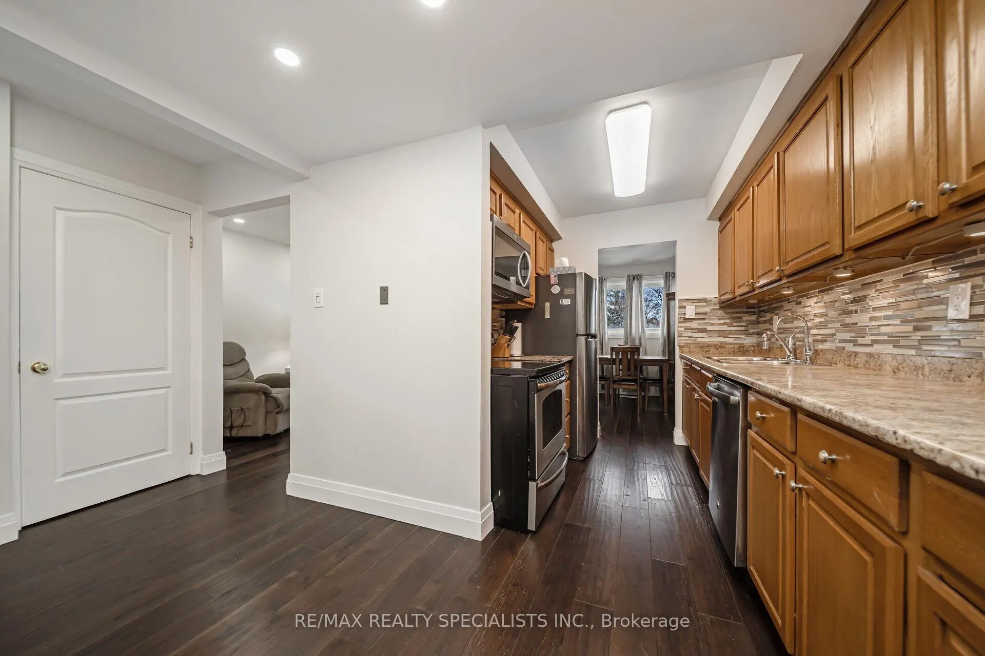 Photo 10 of 3 Greenwich Circle, Brampton, Northgate — HOMEH