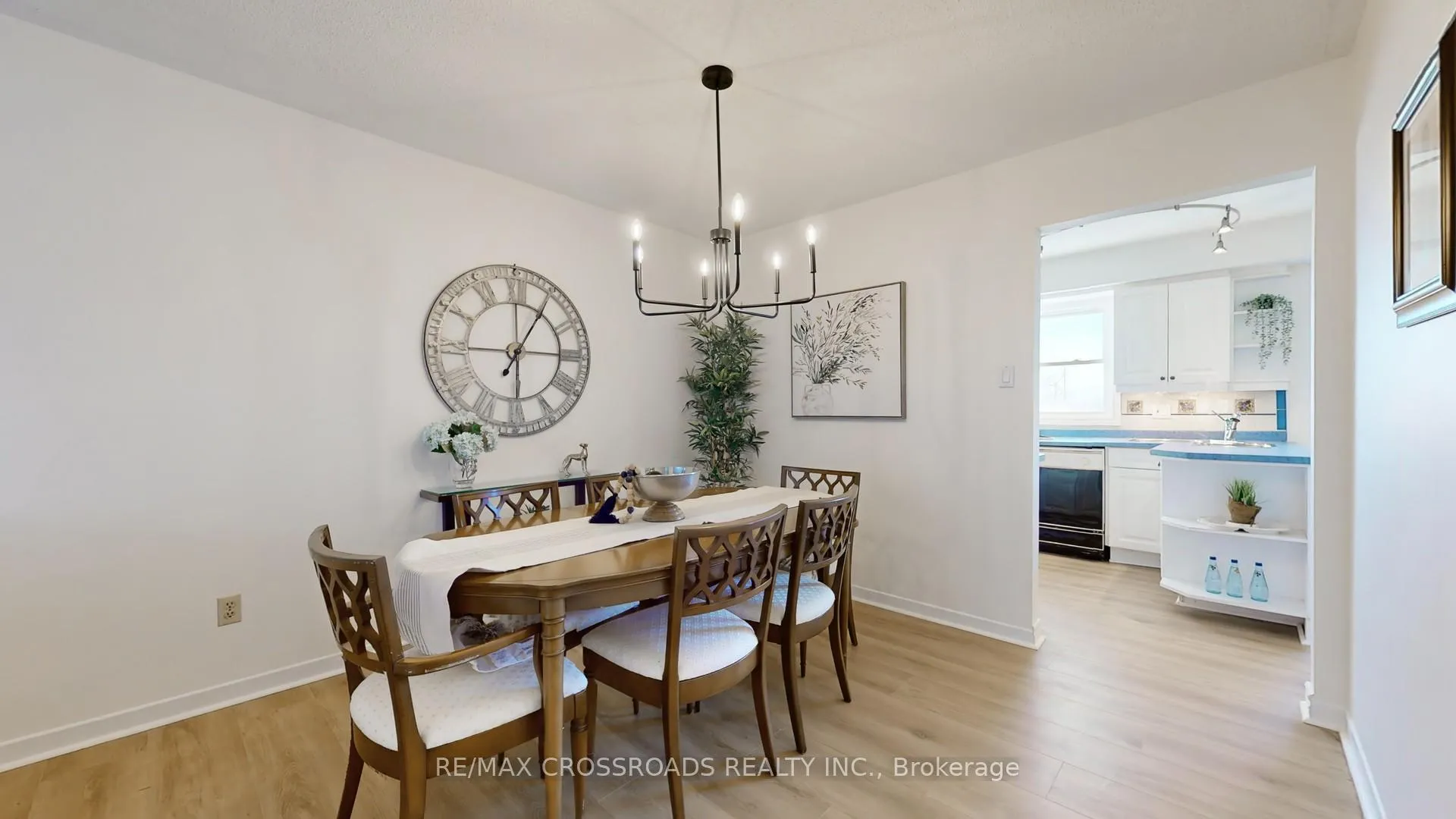 Photo 6 of 71 Nottinghill Road, Markham, German Mills — HOMEH