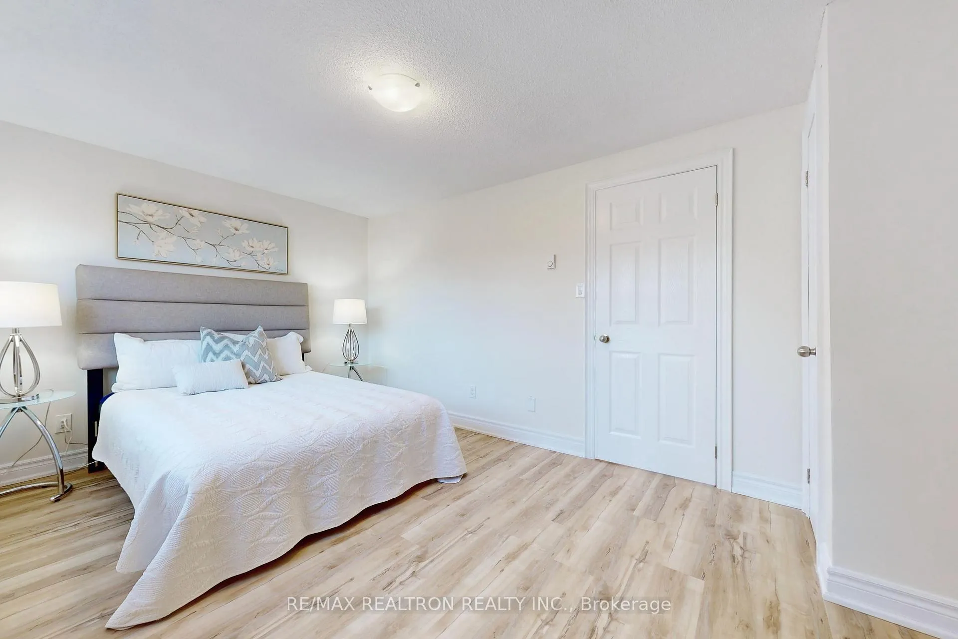 Photo 17 of Unit 50, 540 Dorchester Drive, Oshawa, Vanier — HOMEH
