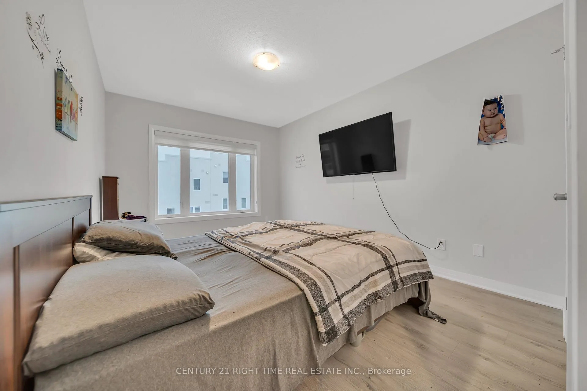 Photo 22 of 78 Progress Crescent, Kitchener — HOMEH