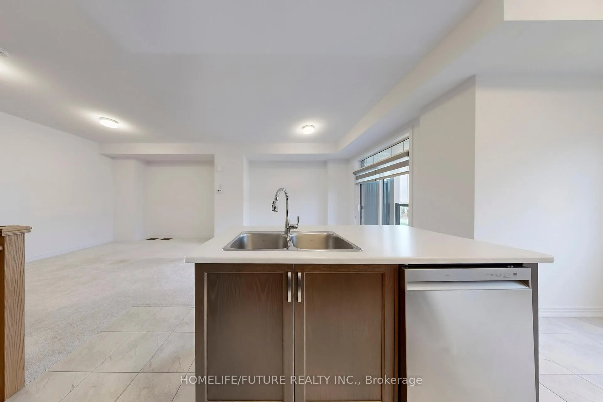 Photo 18 of 2015 Cameron Lott Crescent, Oshawa, Kedron — HOMEH