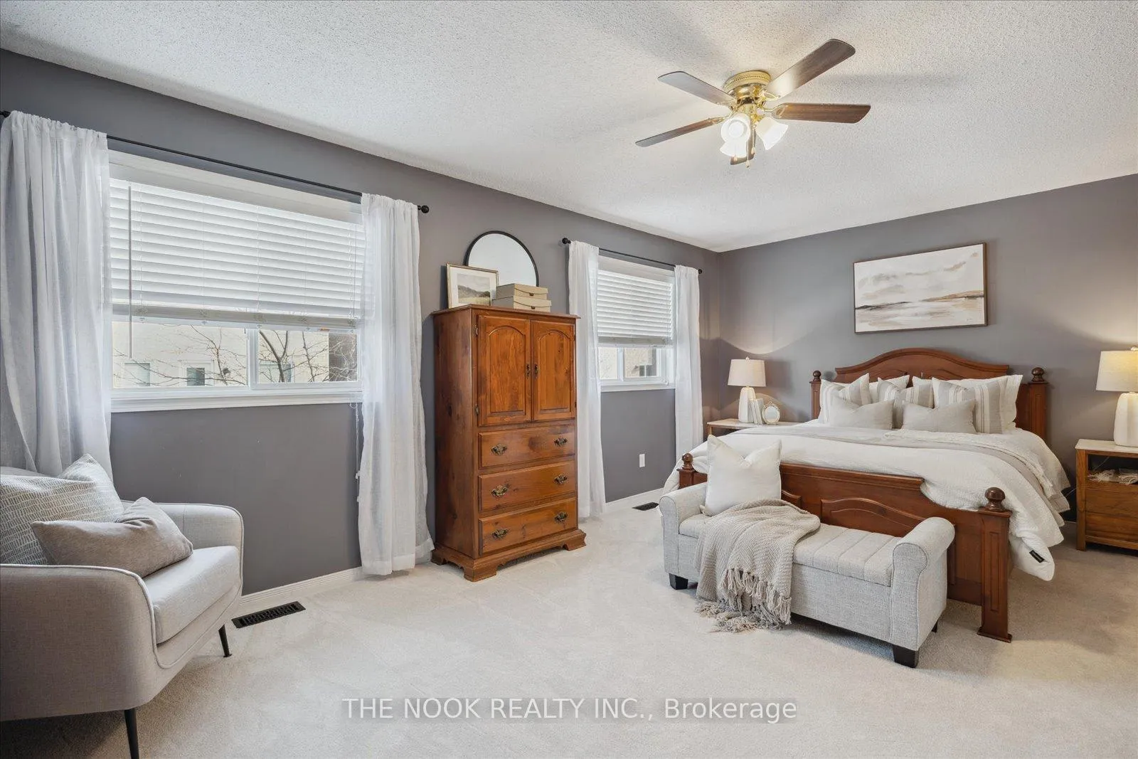 Photo 12 of Unit 3, 460 Woodmount Drive, Oshawa, Samac — HOMEH