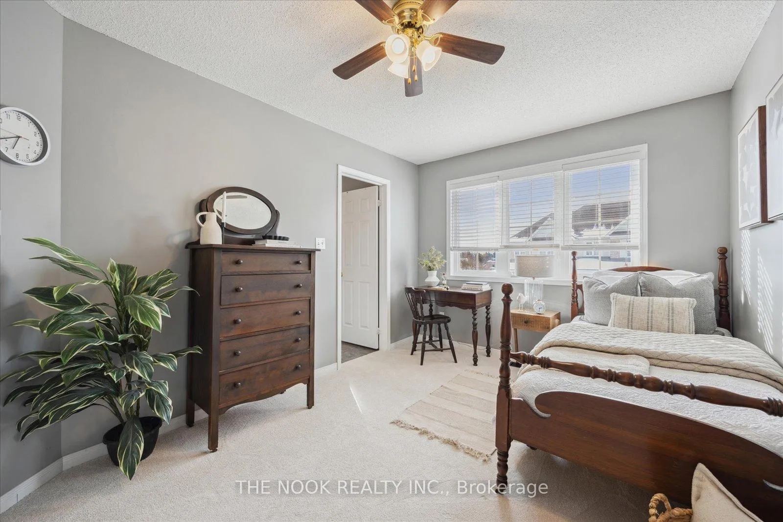 Photo 16 of Unit 3, 460 Woodmount Drive, Oshawa, Samac — HOMEH