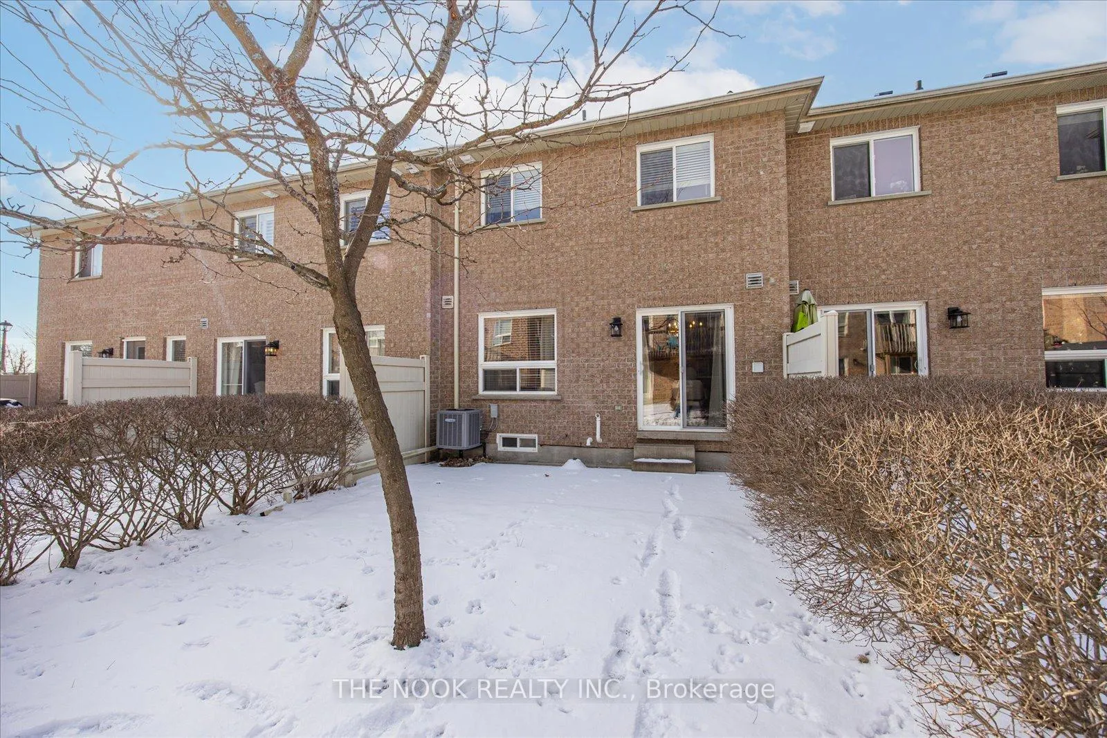 Photo 24 of Unit 3, 460 Woodmount Drive, Oshawa, Samac — HOMEH