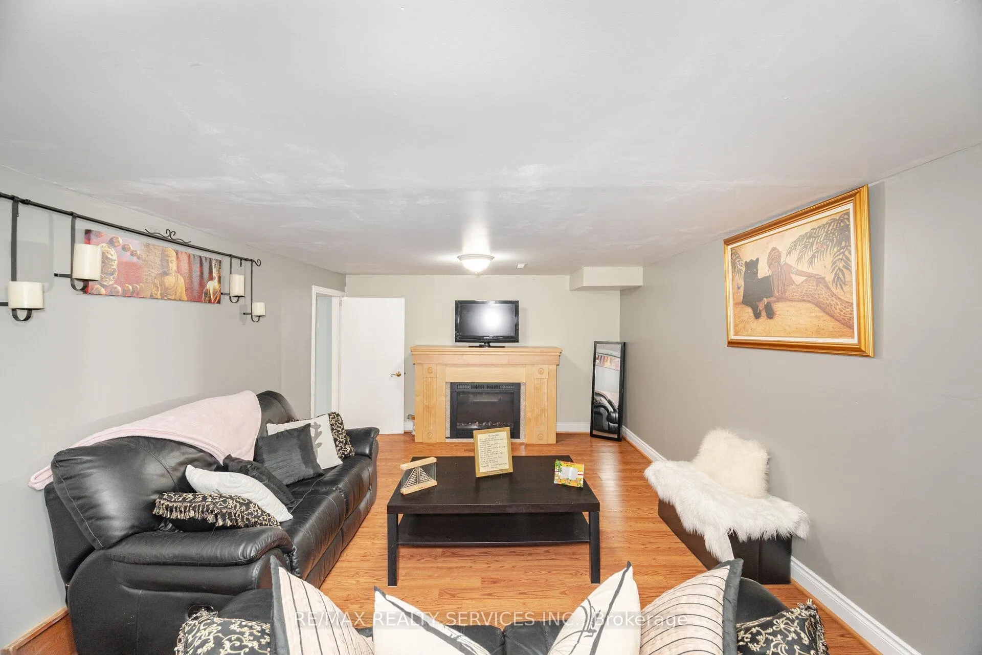 Photo 27 of 19 Town House Crescent, Brampton, Brampton East — HOMEH