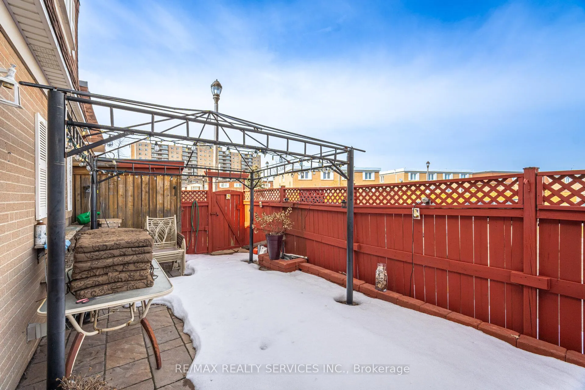 Photo 29 of 19 Town House Crescent, Brampton, Brampton East — HOMEH
