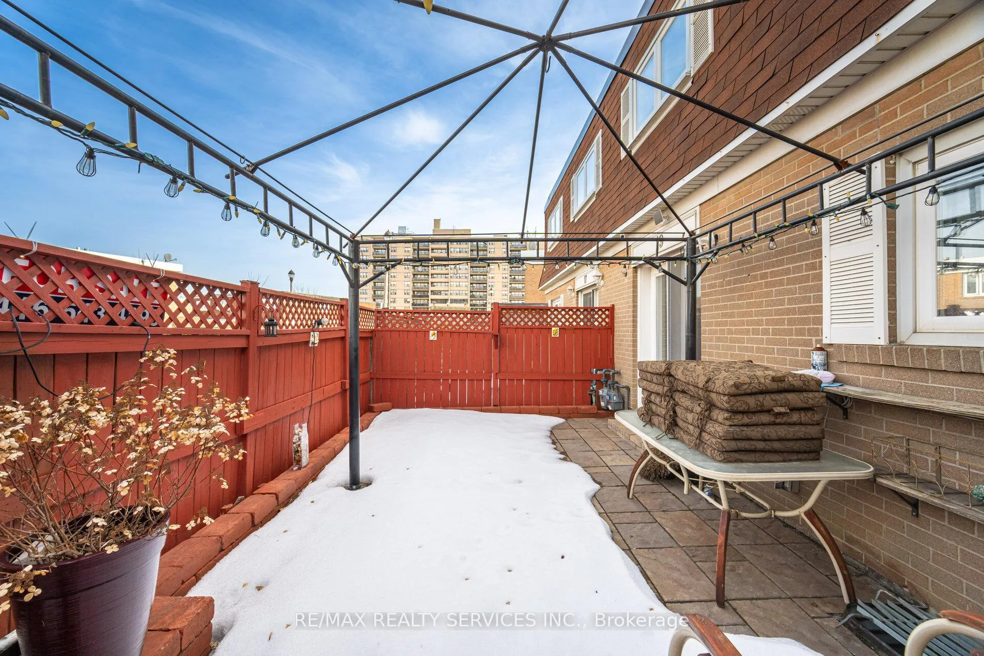 Photo 30 of 19 Town House Crescent, Brampton, Brampton East — HOMEH